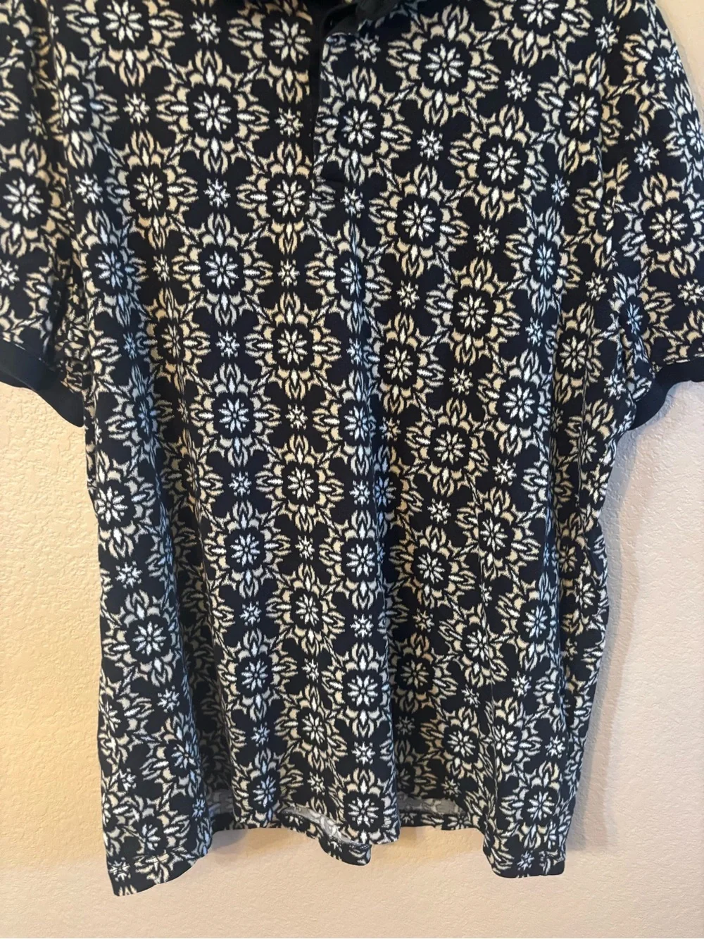 🇺🇸 Express Polo XL Black Geometric White Beige Geo Perfect Pima Cotton Stretc - Picture 8 of 16